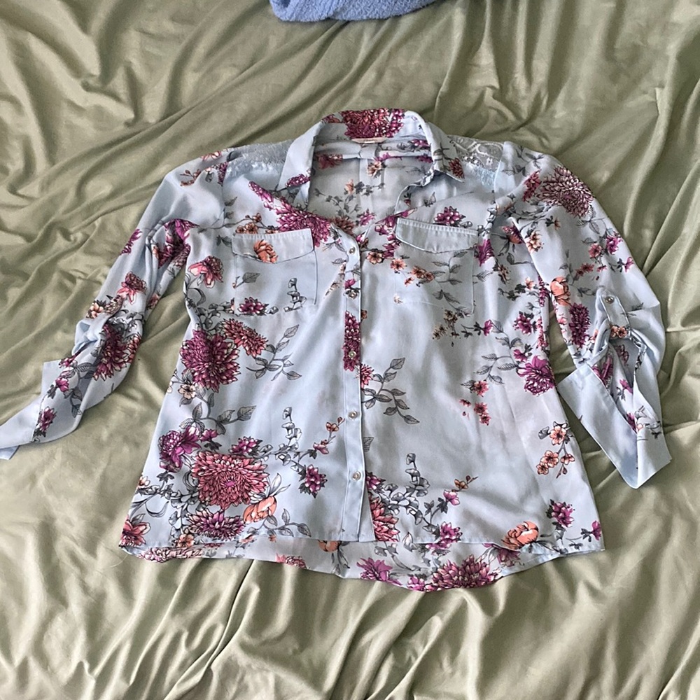 Candies baby blue floral button down, size medium